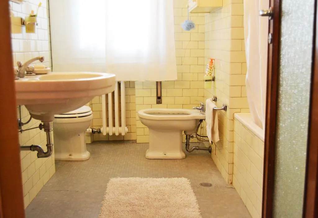 Apartment Piave Venice Mestre 0*,